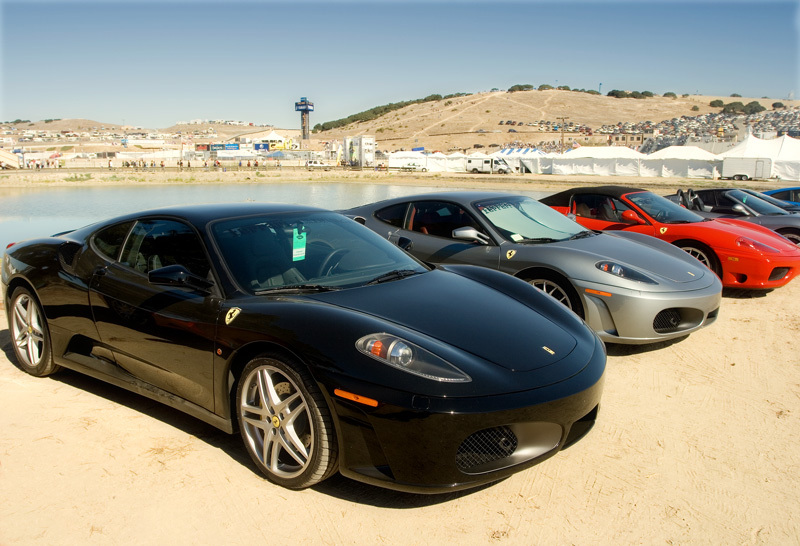 row-of-ferari-2a.jpg